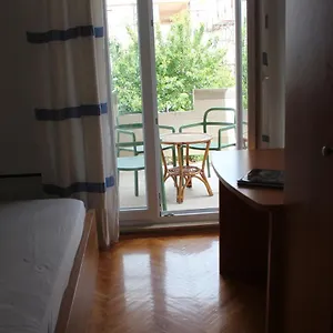 Sobe Dejan Gostinjska kuća