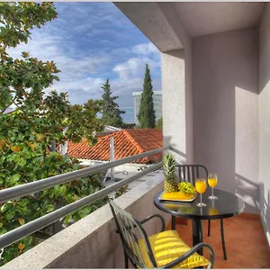 Tamaris Rooms Gostinjska kuća